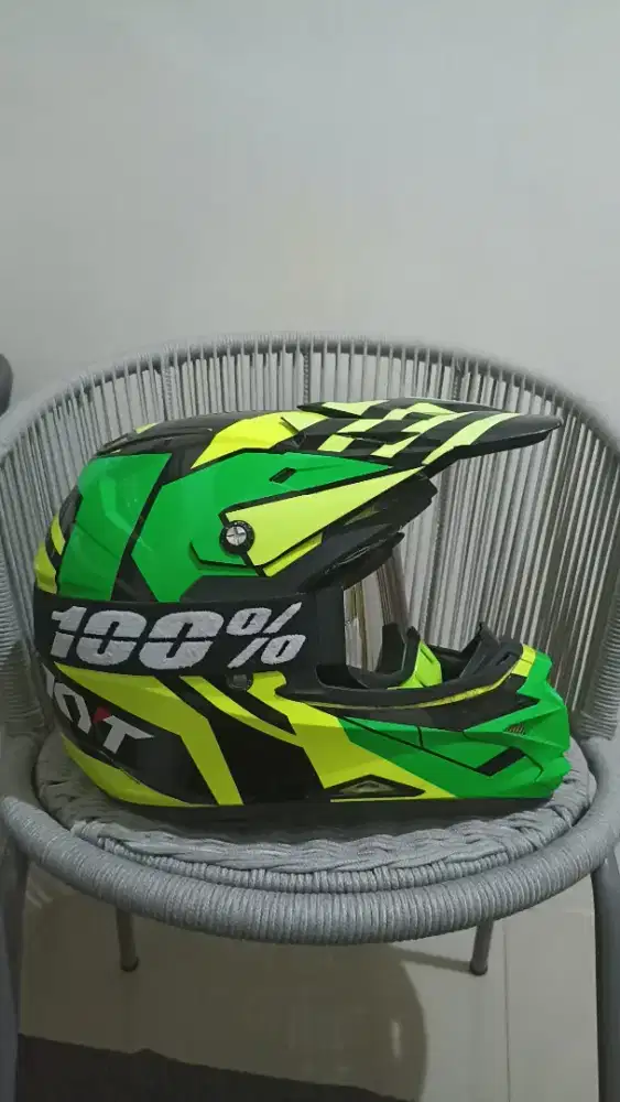 Helm KYT Trail second