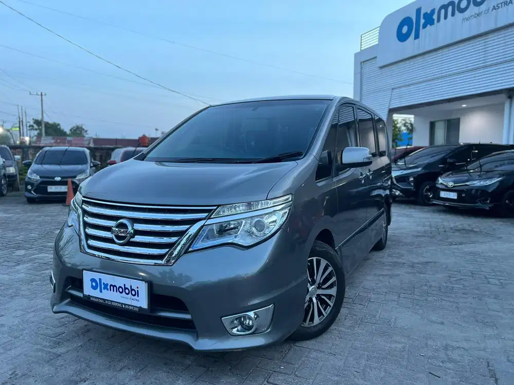 Cicilan Ringan - Nissan Serena 2.0 Highway Star Bensin - AT 2017 - JL