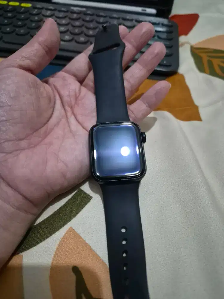 DIJUAL APPLE WATCH SE 40 mm