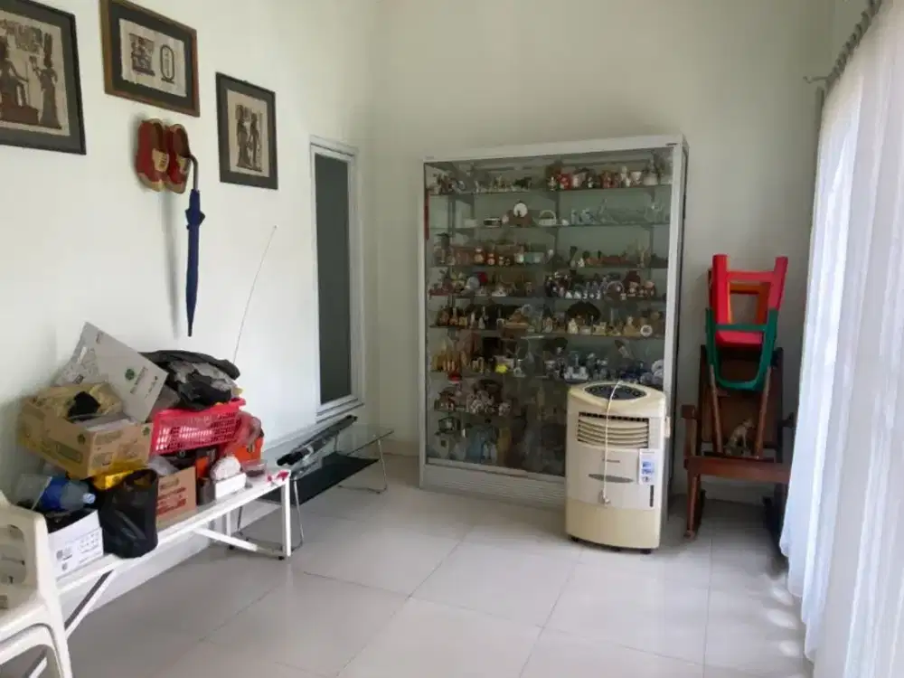 DIJUAL SEGERA RUMAH FULL RENOV DAN TERAWAT @ANGGREK LOKA 2.1 BSD DEKAT BANGET TAMAN