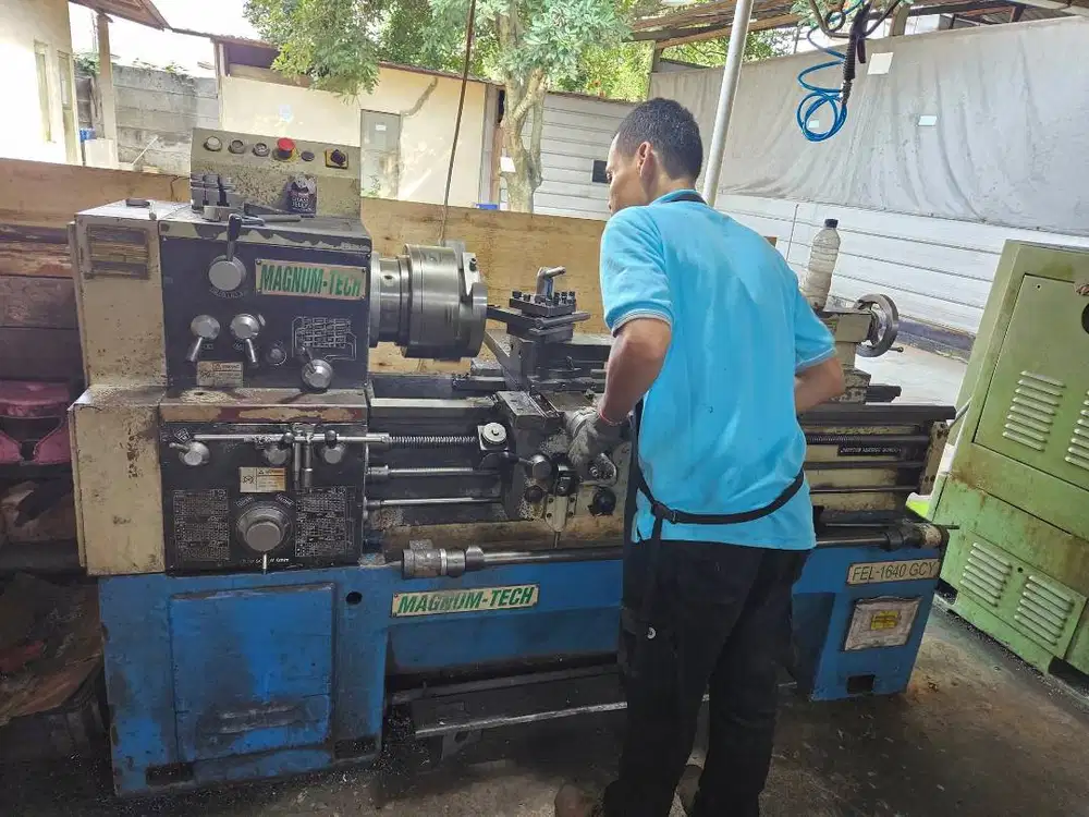 JUAL MESIN BUBUT MAGNUM TECH TAIWAN MURAHHH