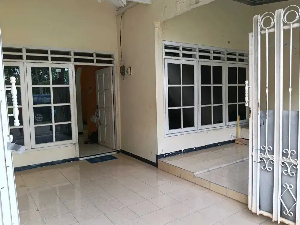 SIMP DARMO PERMAI SELATAN