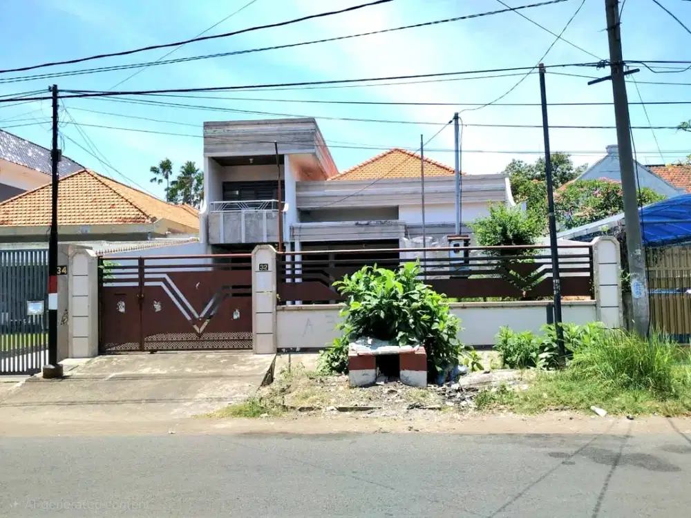 Dijual rumah di Argopuro, Surabaya Pusat