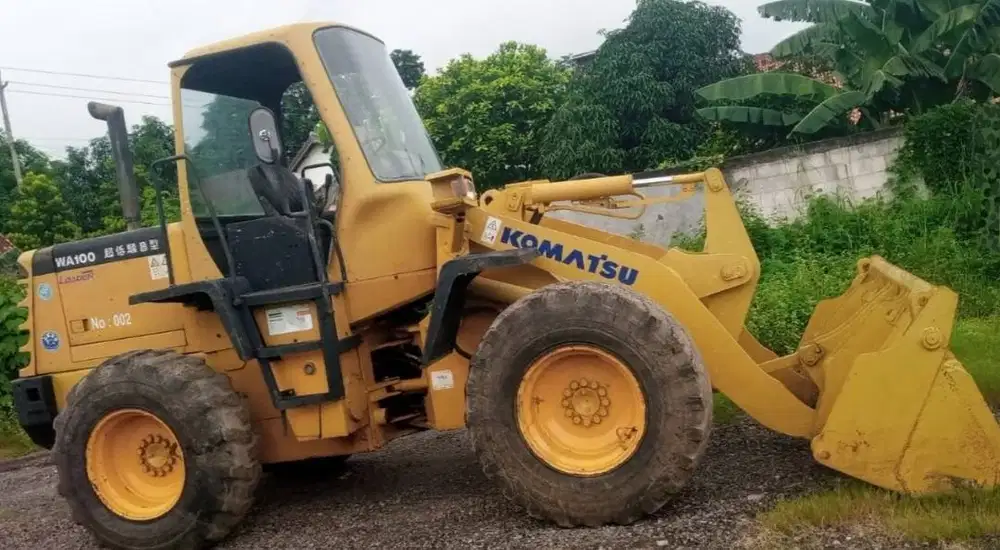 WHEEL LOADER KOMATSU WA100-3