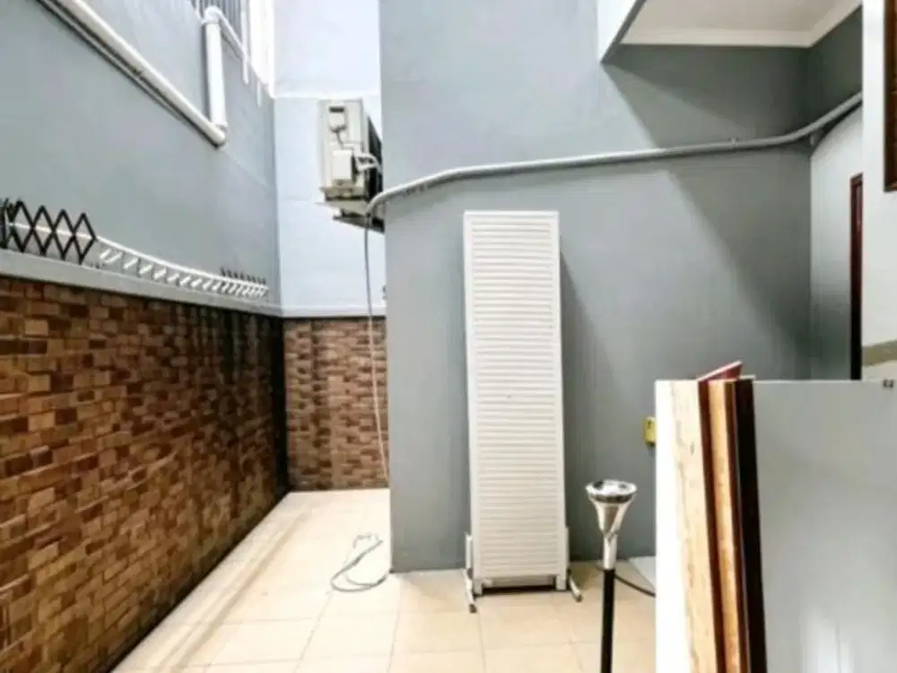 Disewakan Rumah di Kemang Pratama Bekasi Selatan
