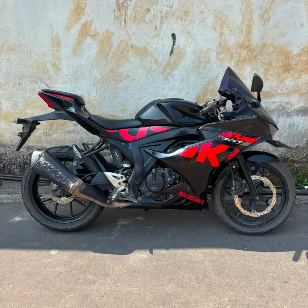 Suzuki gsx 150 Plat B Bekasi