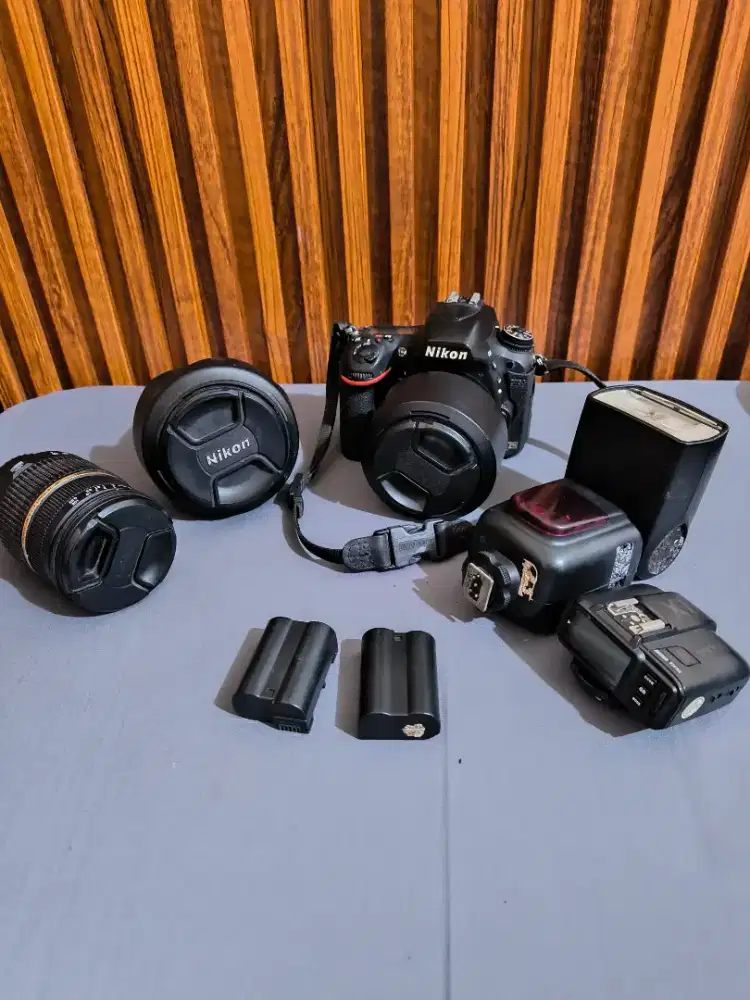 Kamera DSLR Nikon D7500 + 3 Lensa + Flash & Godox Trigger