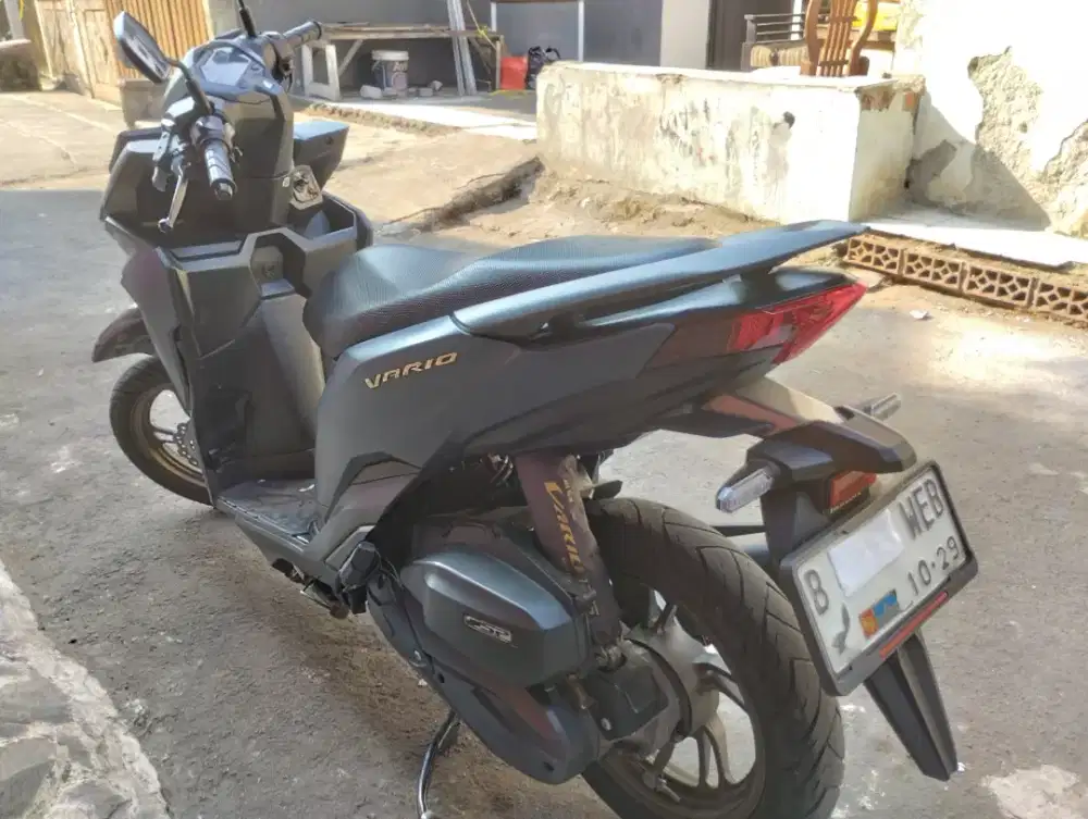 Vario 125 keyless low KM tahun 2024 akhir