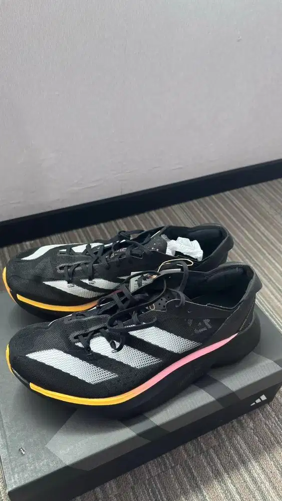 Sepatu Lari Pria Adidas Adizero Adios Pro 3 M Warna Hitam