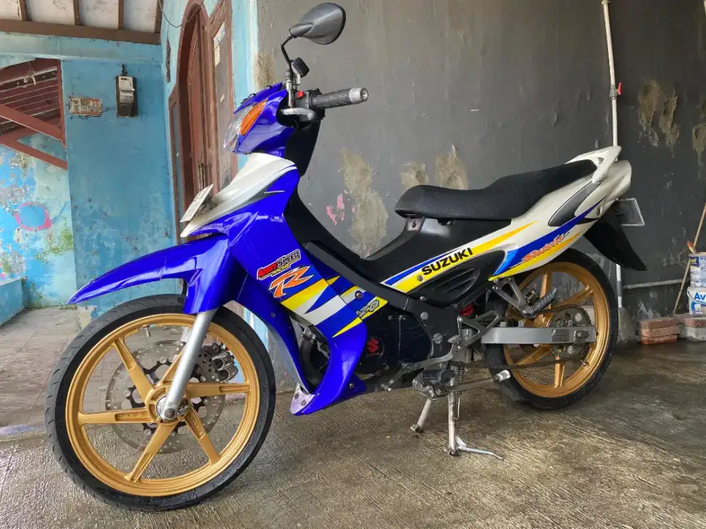 satria hiu 2005