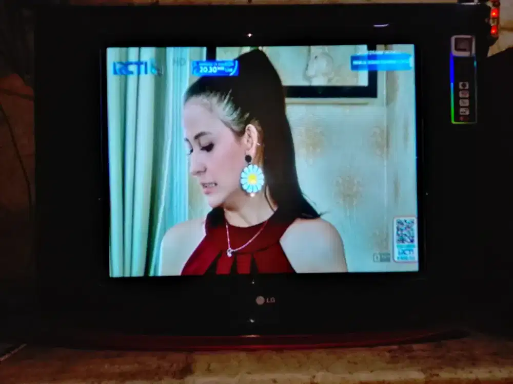 TV 29 inch LG slim
