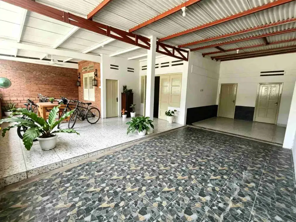 RUMAH LOKASI SIMPANG IJEN KOTA MALANG