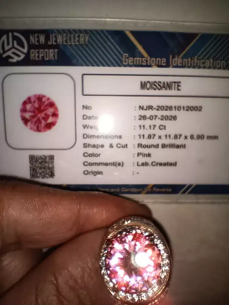 Cincin Moissanite Pink Mantap