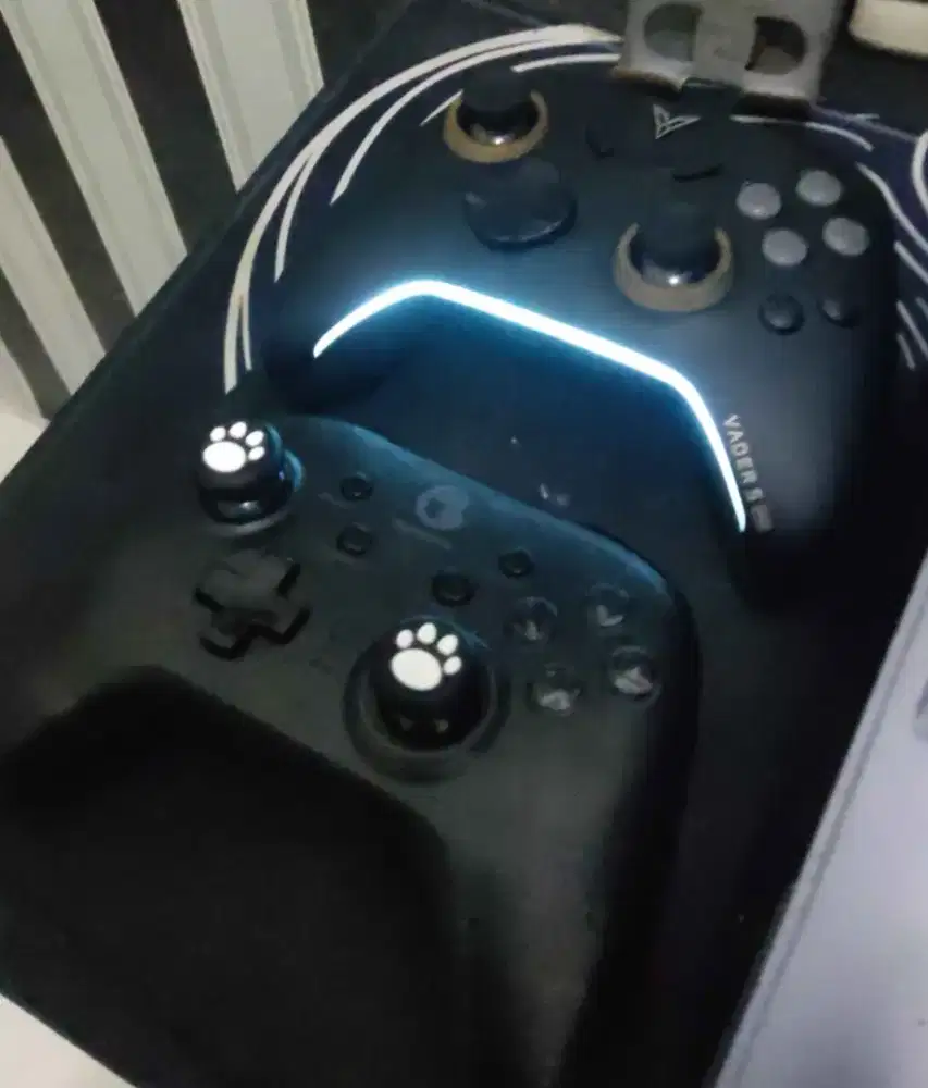 Flydigi Vader 5 Pro & Gamesir T4 Pro.