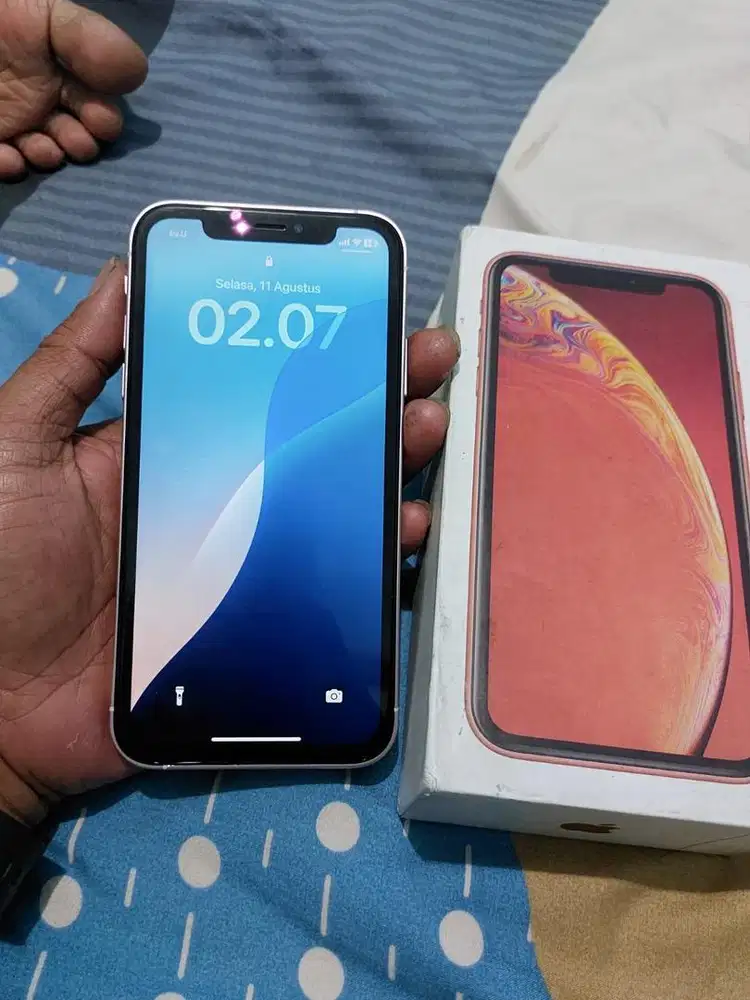 Iphone xr 64 gb hp dus kanel data