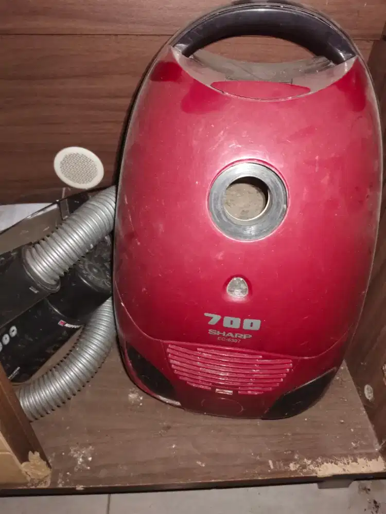 Vacuum Cleaner Sharp EC-6307