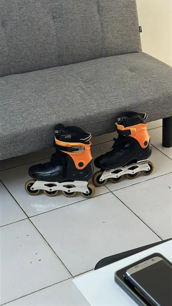 sepatu roda seba FR 1 ukuran 41-41