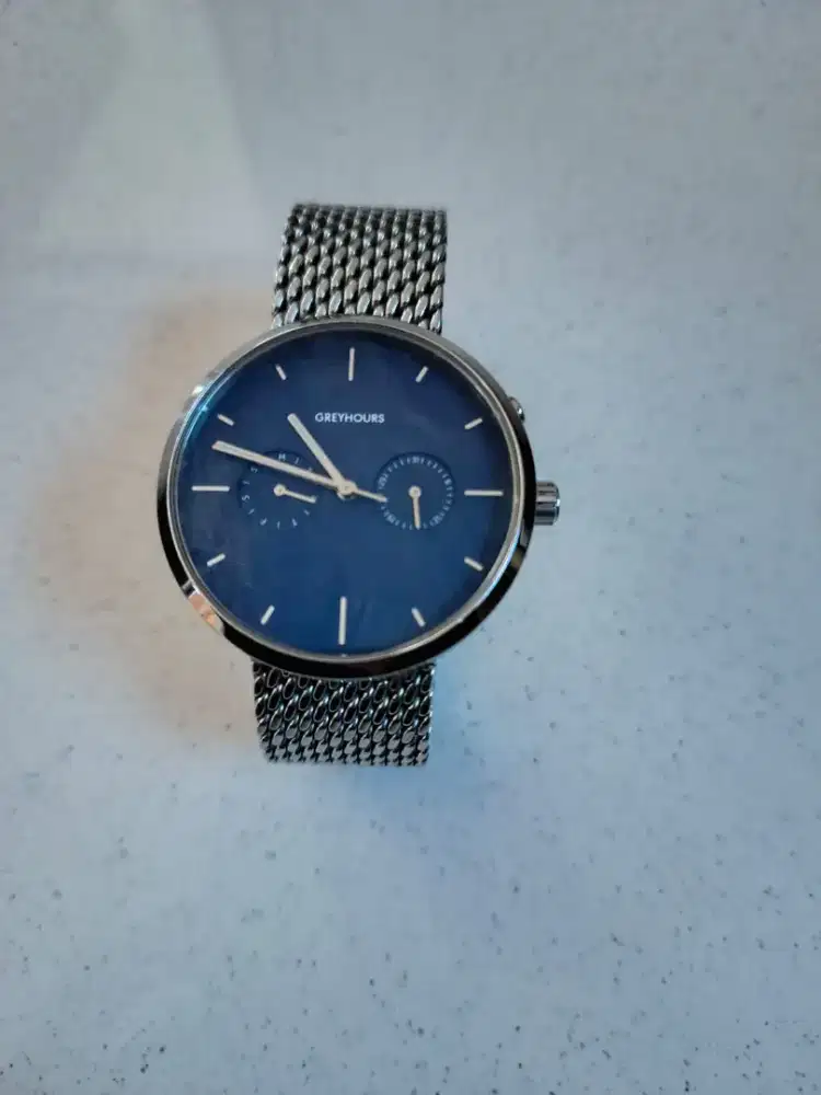 Greyhours original