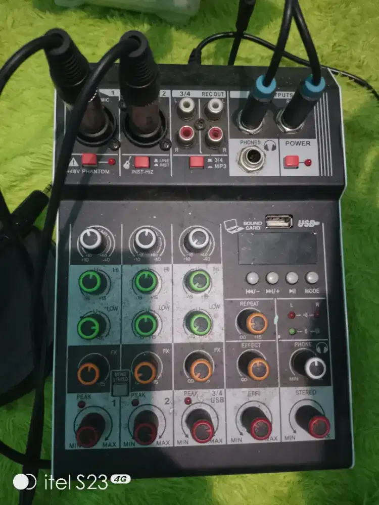 Professional audio mixer