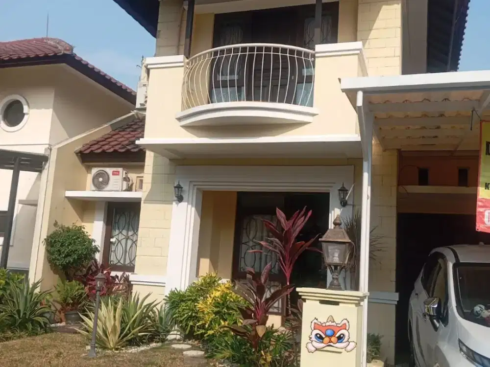 Rumah 2 Lantai Fullfurnish di Kota Baru Parahyangan