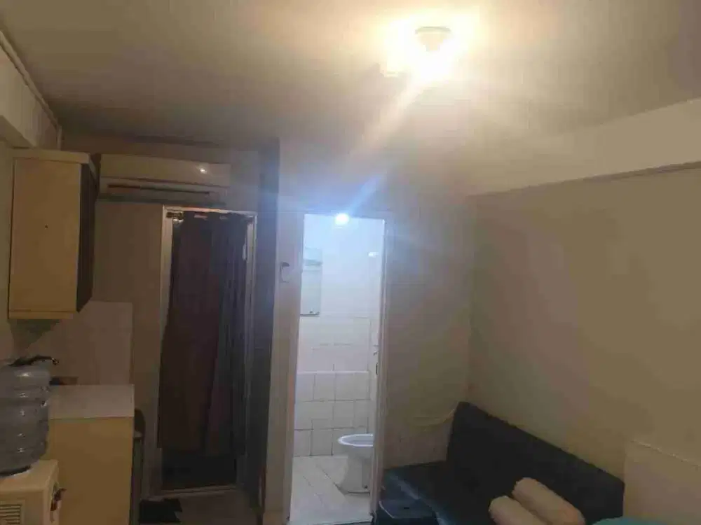 di jual butuh apart studio green palace full furnished shm kalcit jaksel