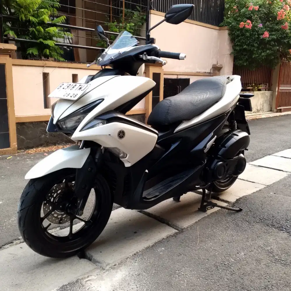 Yamaha aerox abs