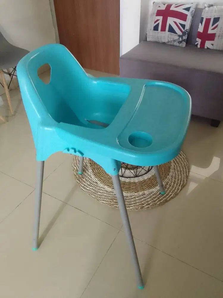 Preloved baby chair informa