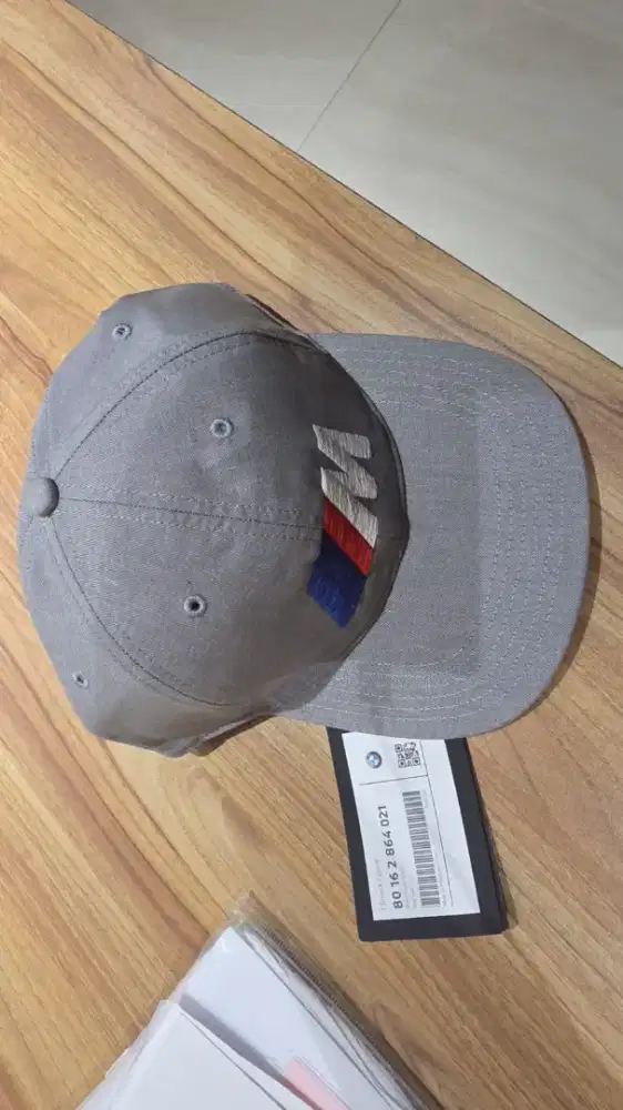 Topi BMW Official