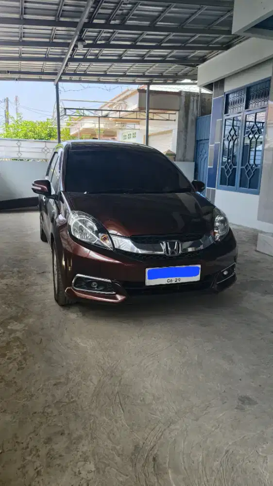 Honda Mobilio E CVT Matic 2014 Siap Pakai dengan Kamera Mundur Parkir