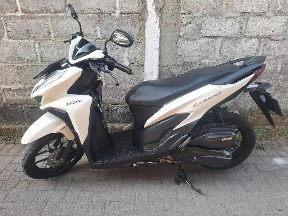 Vario 125 iss 2022 bisa cash/kredit syariah angsuran TERMURAH