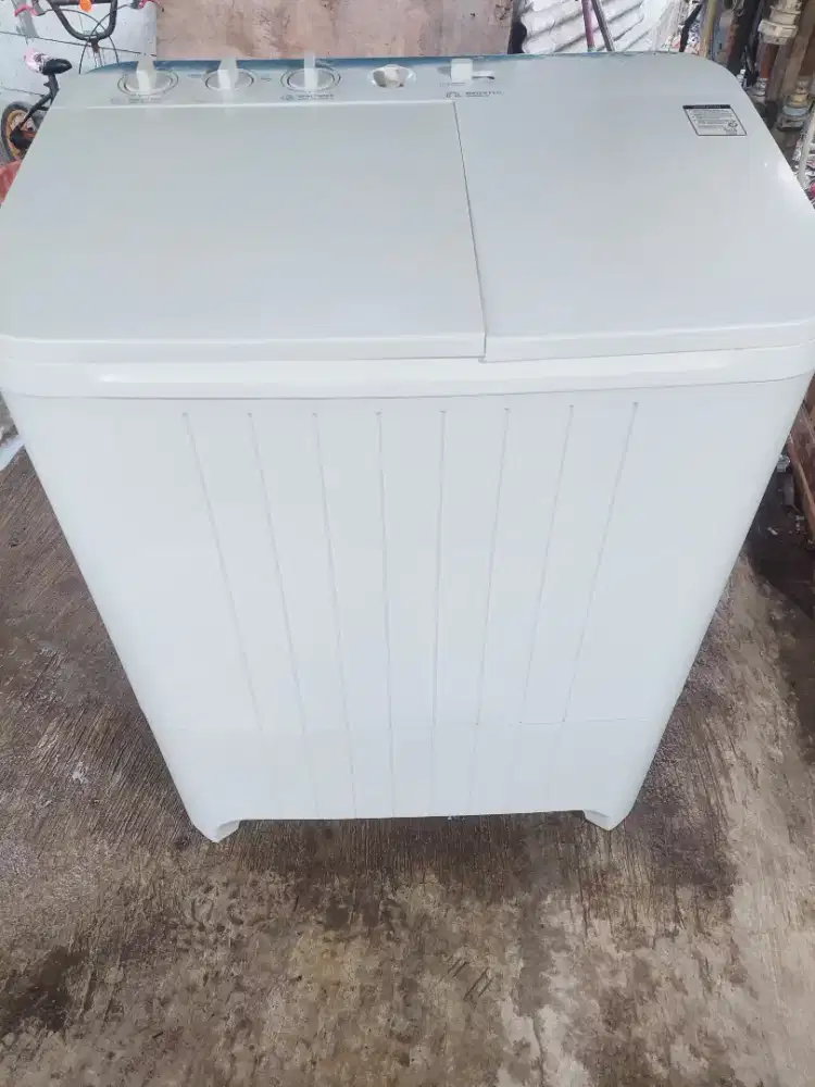 Mesin 2tabubg Toshiba kapasitas 7kg Normal siap pakai