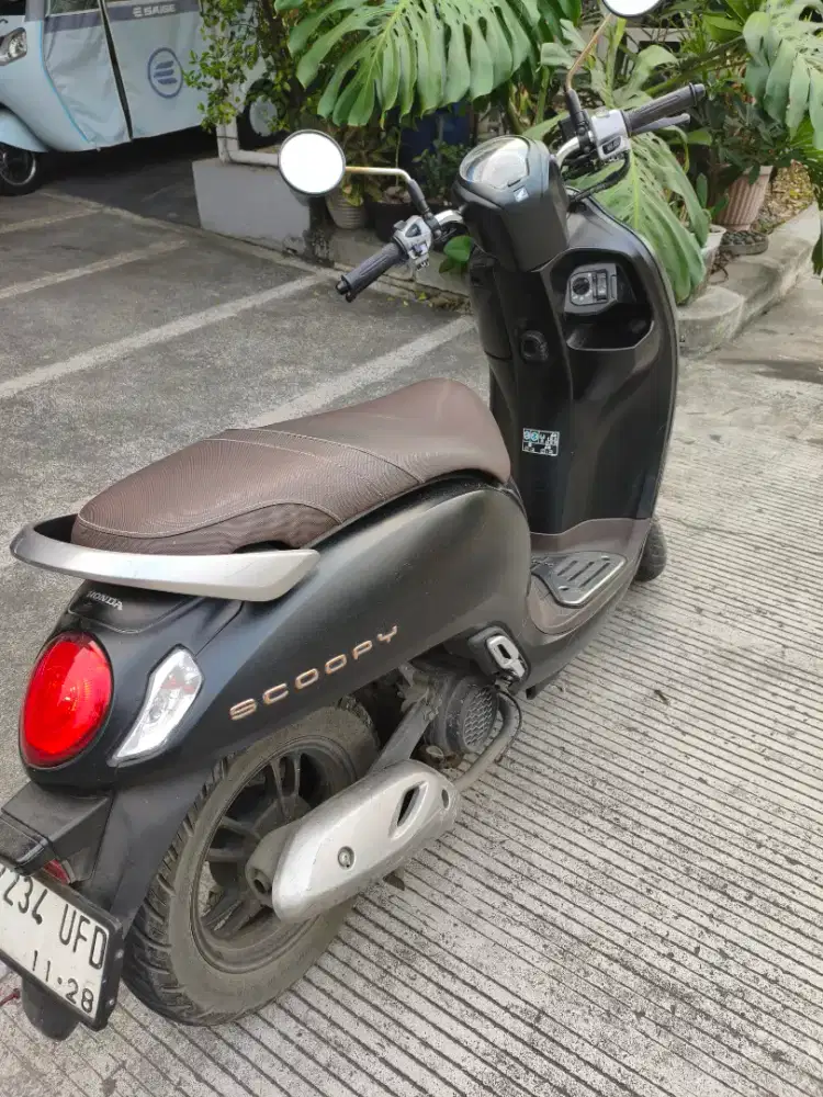 JUAL SCOOPY HITAM DOFF 2023