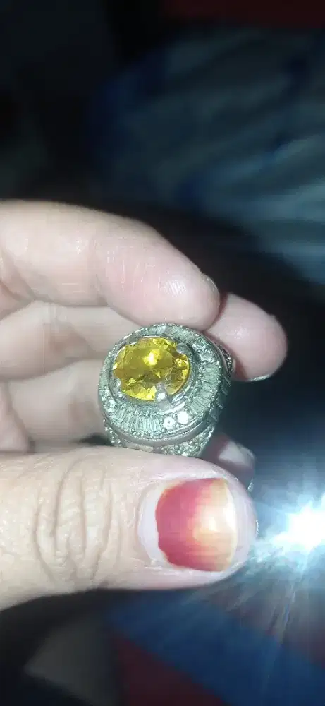 Dijual yellow safir