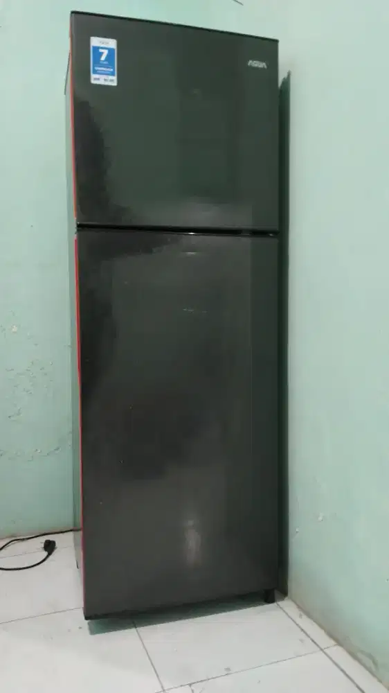 KULKAS DUA PINTU KONDISI NORMAL