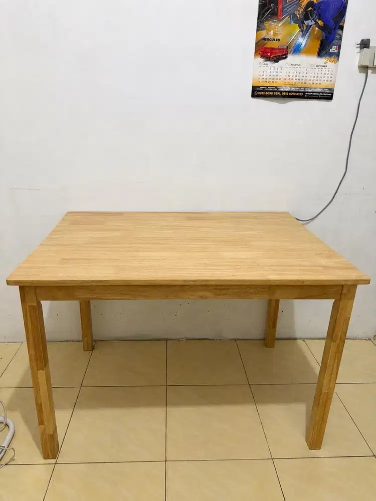 DI JUAL 1 set MEJA MAKAN