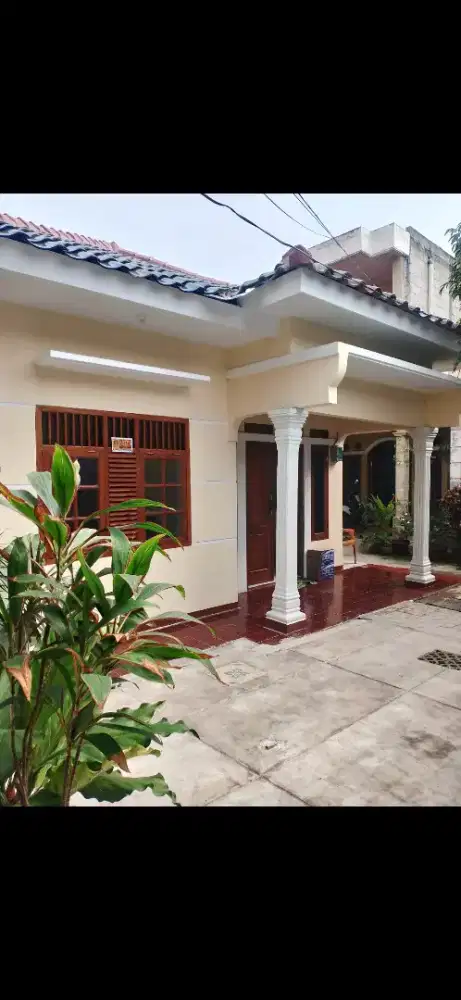RUMAH DISEWAKAN KREO CIPADU