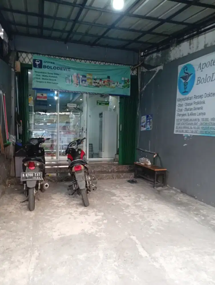 Di sewakan ruko 2,5 lantai