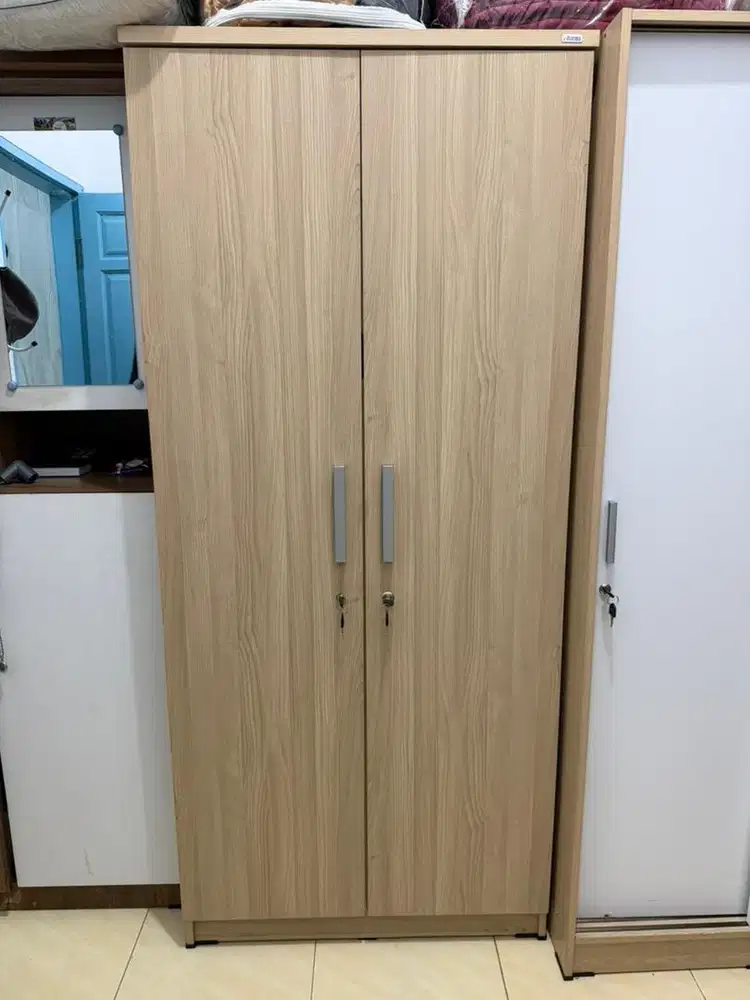 Di JUAL LEMARI PAKAIAN
