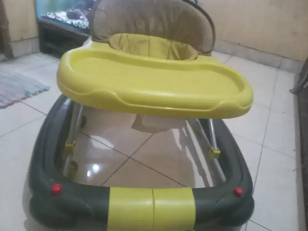 Baby walker merk family