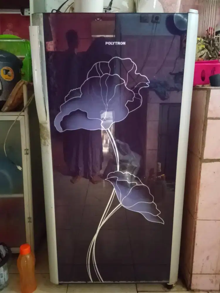 KULKAS POLYTRON BELLEZA 1 PINTU