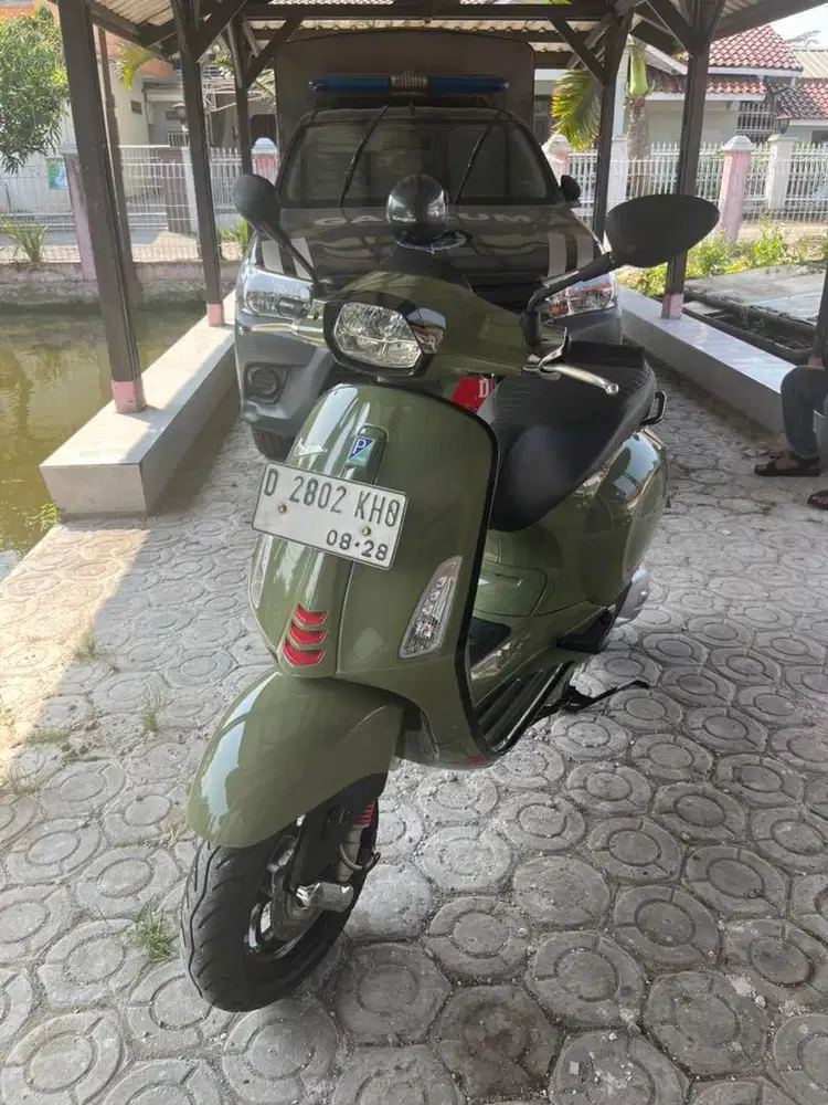 Vespa sprint S 150 iget green tenace