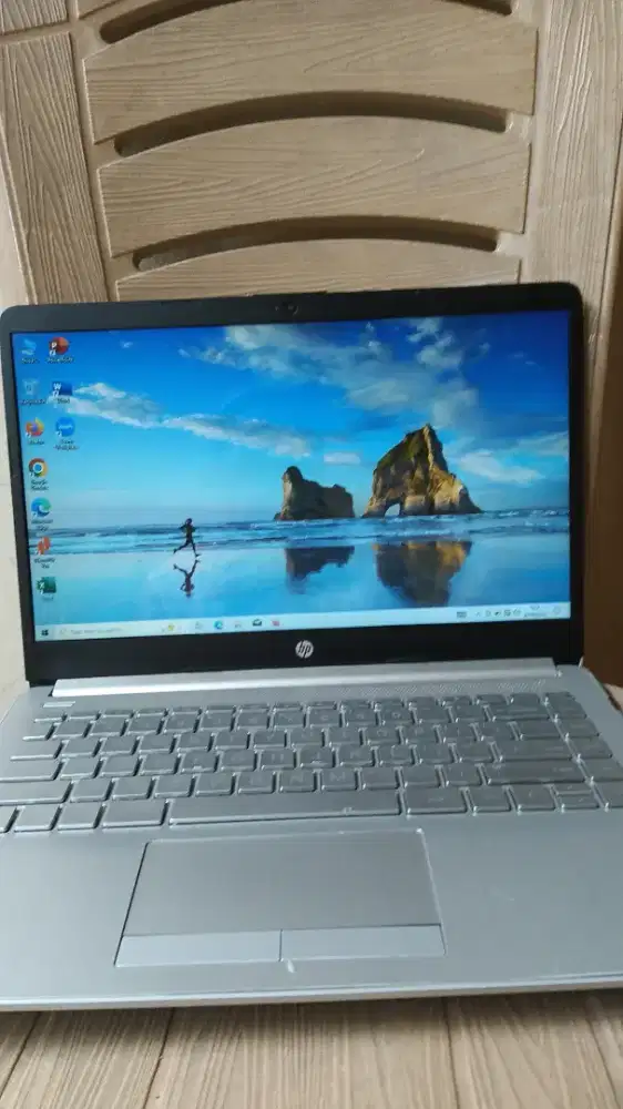 Laptop Hp 14s Intel Core i3 gen 7250