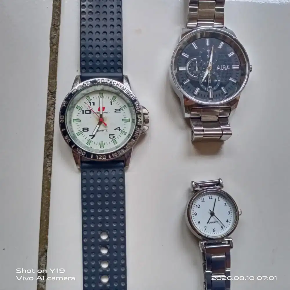 Pahami deskripsi 1 harga dapat 3 Jam tangan dan hadiah lainnya