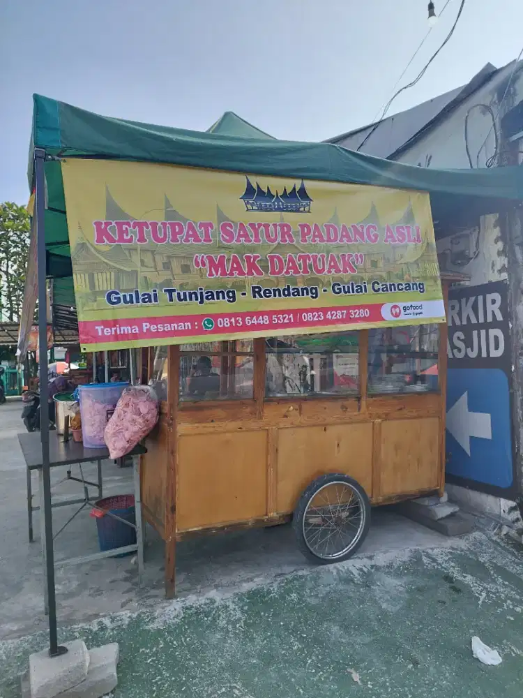 Dicari karyawati untuk jualan di pamulang
