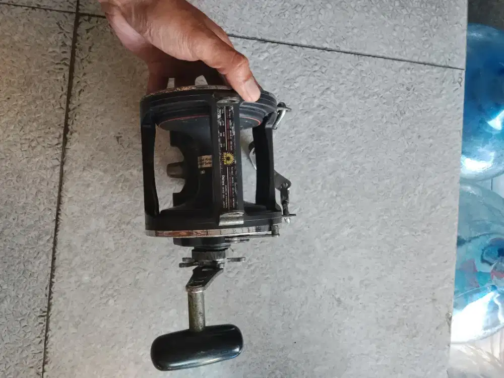 Reel Pancing Trolling Daiwa Sealine 900H kondisi bekas