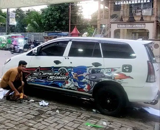 Dijual Innova thn 2010
