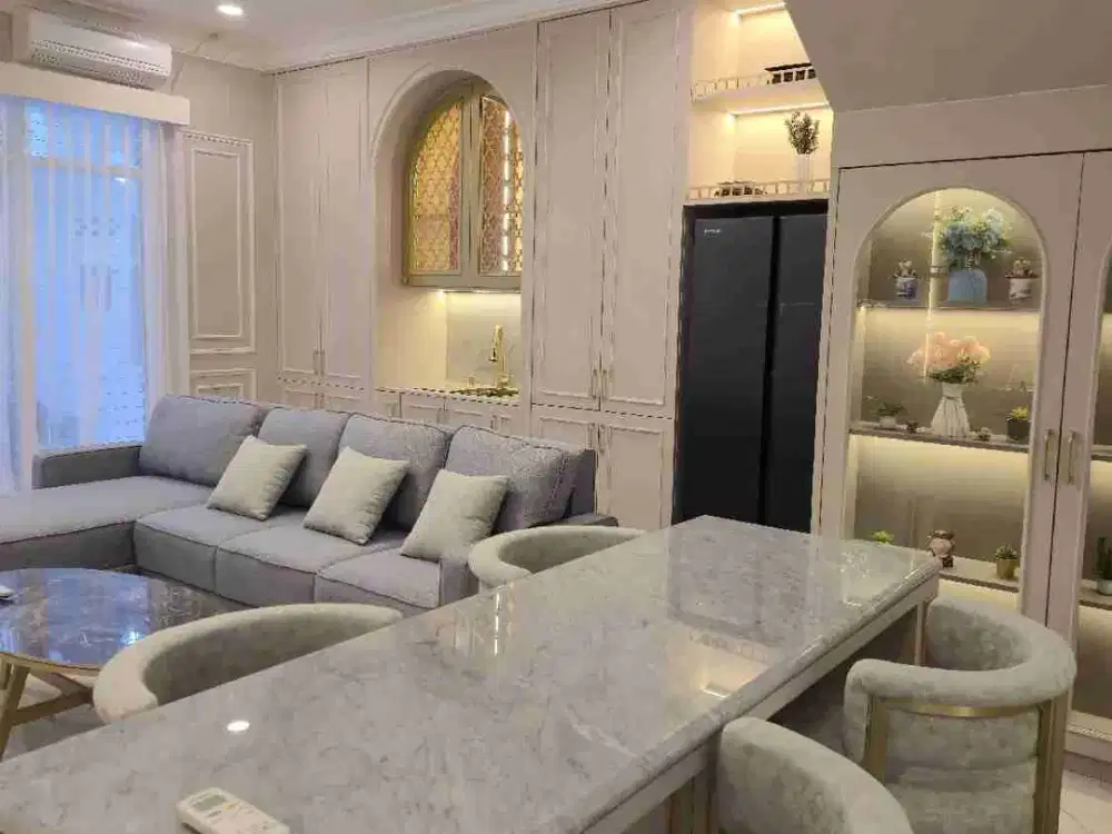 Rumah 2 Lantai, Full Furnished, Harga Murah di Bawah Pasaran, bebas banjir Dekat Gandaria City Kebayoran Baru jakarta selatan