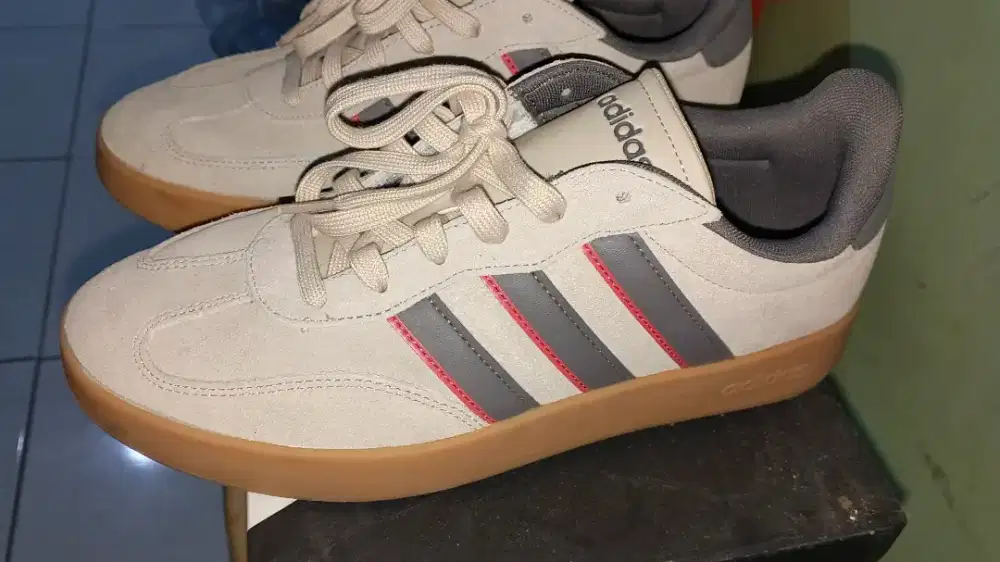 ADIDAS BARREDA JP7100