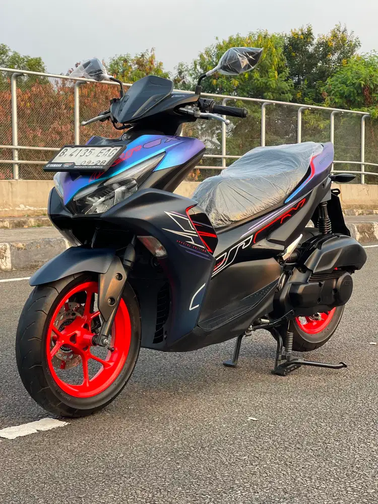 Cash Kredit AEROX 155 CYBER CITY 2023 Bagus Mulus