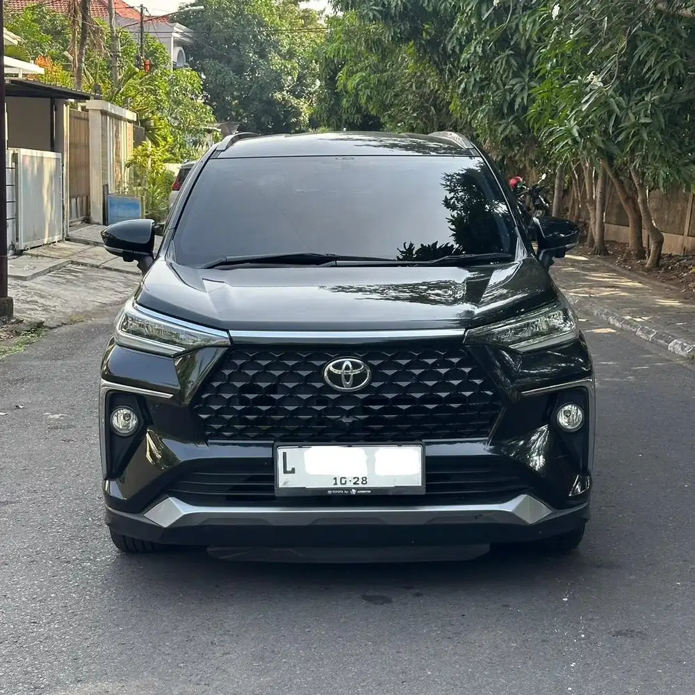 Toyota Veloz 2023 Hitam